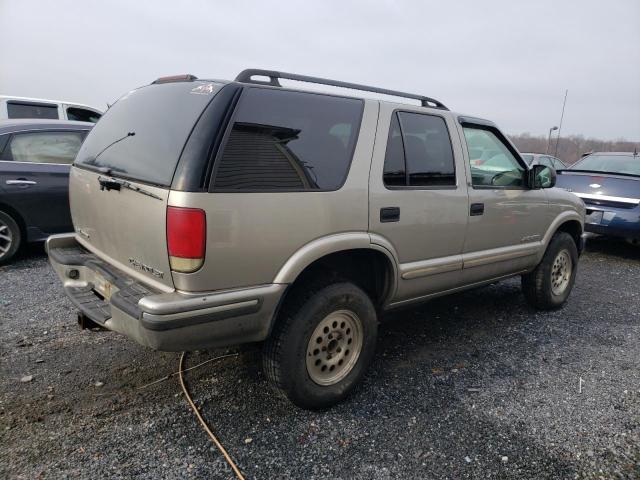 Photo 3 from auction – 2003 CHEVROLET BLAZER with VIN 1GNDT13X33K168772
