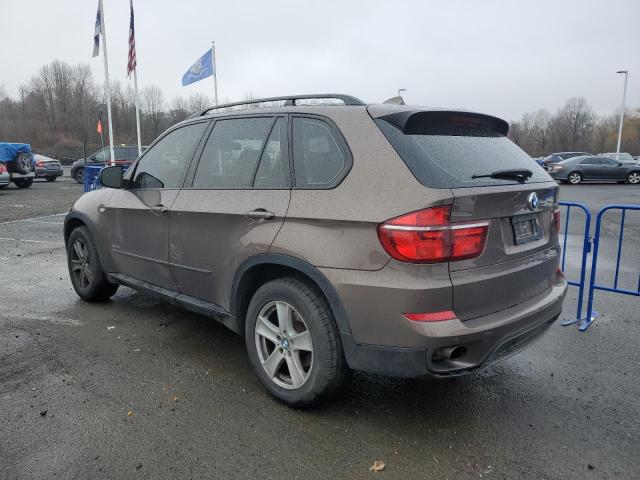 Photo 2 from auction – 2013 BMW X5 XDRIVE3 with VIN 5UXZV4C53D0E08832