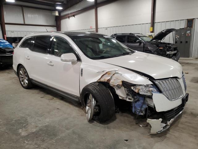 Photo 4 from auction – 2010 LINCOLN MKT with VIN 2LMHJ5FR3ABJ16358