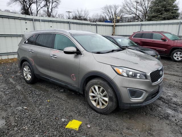 Photo 4 from auction – 2016 KIA SORENTO LX with VIN 5XYPGDA34GG061706