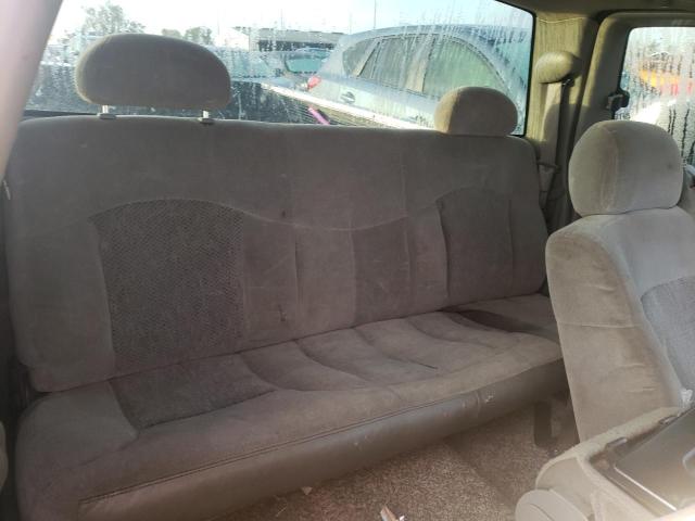 Photo 10 from auction – 2000 CHEVROLET SILVERADO with VIN 2GCEC19V7Y1404043