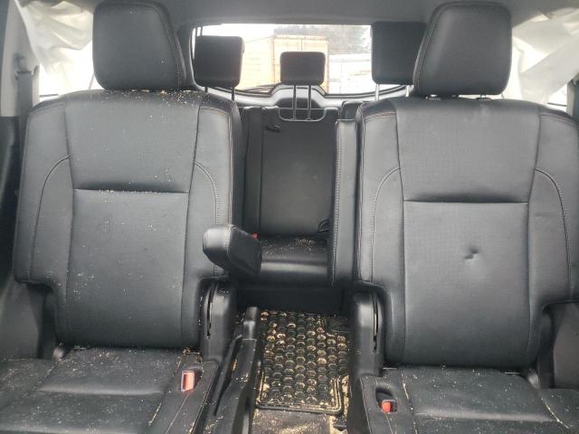 Photo 10 from auction – 2018 TOYOTA HIGHLANDER with VIN 5TDDZRFH5JS867062