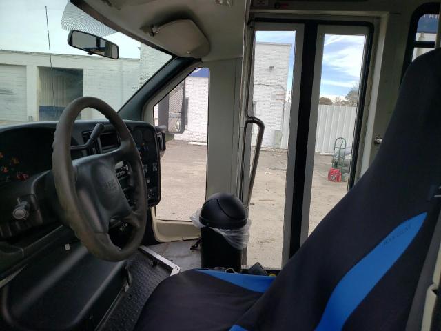 Photo 7 from auction – 2007 GMC C5500 C5V0 with VIN 1GDE5V1G87F416641