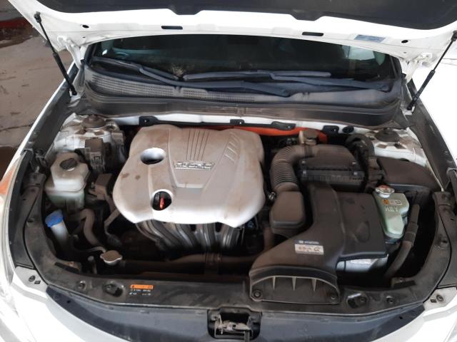 Photo 11 from auction – 2015 HYUNDAI SONATA HYB with VIN KMHEC4A41FA132656