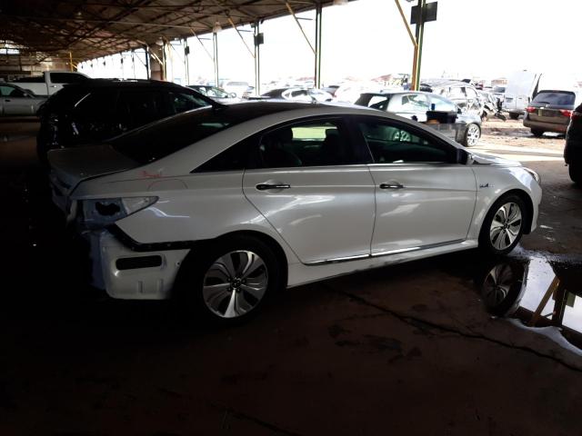 Photo 3 from auction – 2015 HYUNDAI SONATA HYB with VIN KMHEC4A41FA132656