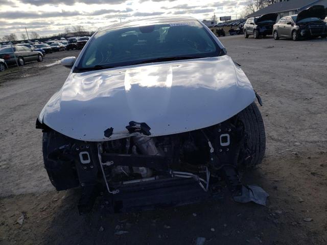 Photo 5 from auction – 2015 CHRYSLER 200 LIMITE with VIN 1C3CCCABXFN687154