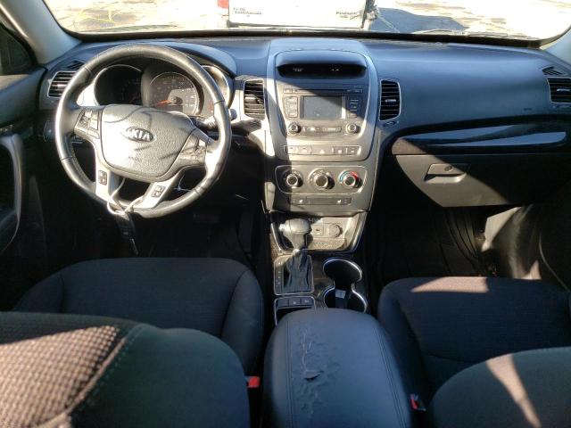 Photo 8 from auction – 2015 KIA SORENTO LX with VIN 5XYKT4A64FG569186