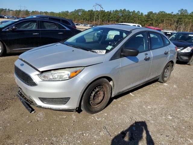 FORD FOCUS S 2015 with VIN 1FADP3E21FL246979 - Photo from auction