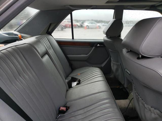Photo 10 from auction – 1995 MERCEDES-BENZ E 300D with VIN WDBEB31E5SC142629