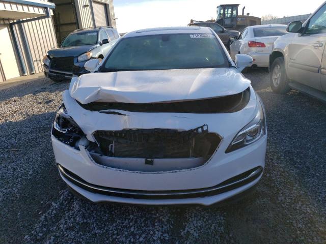 Photo 5 from auction – 2017 BUICK LACROSSE E with VIN 1G4ZP5SS7HU158527