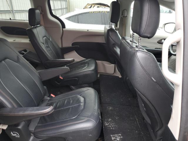 Photo 11 from auction – 2018 CHRYSLER PACIFICA T with VIN 2C4RC1BG5JR149302