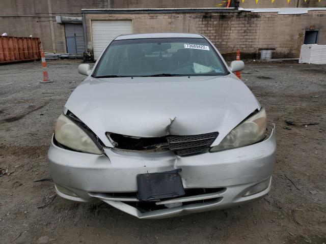 Photo 5 from auction – 2004 TOYOTA CAMRY LE with VIN 4T1BE30K64U346562