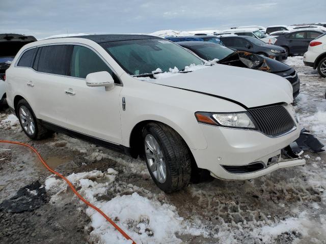 Photo 4 from auction – 2015 LINCOLN MKT with VIN 2LMHJ5AT1FBL04256
