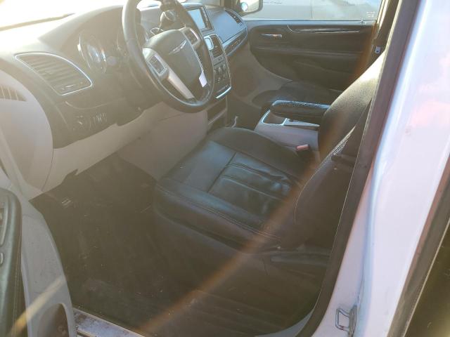 Photo 7 from auction – 2015 CHRYSLER TOWN & COU with VIN 2C4RC1AG9FR677465