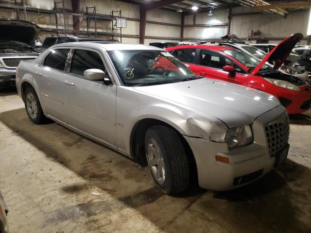 Photo 4 from auction – 2005 CHRYSLER 300 TOURIN with VIN 2C3JA53G65H588372