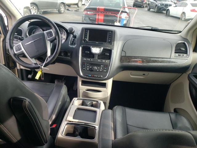 Photo 8 from auction – 2011 CHRYSLER TOWN & COU with VIN 2A4RR8DG0BR759270
