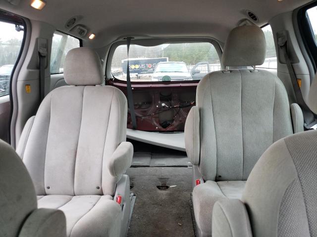 Photo 10 from auction – 2011 TOYOTA SIENNA with VIN 5TDZK3DC3BS036336