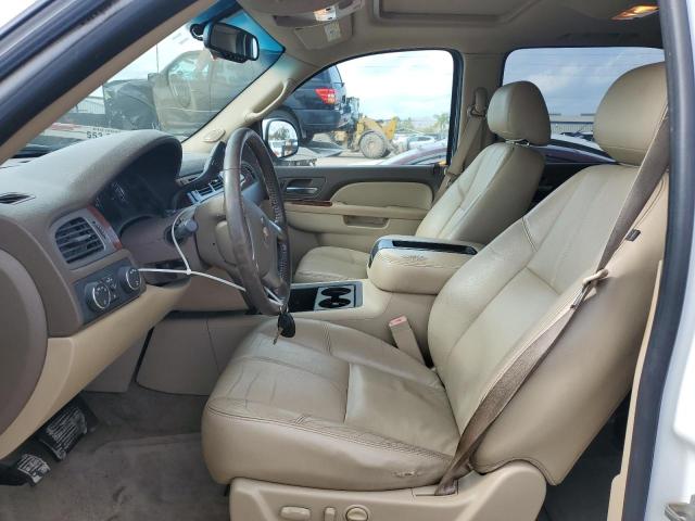 Photo 7 from auction – 2010 CHEVROLET AVALANCHE with VIN 3GNVKFE02AG169520