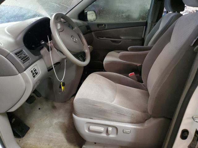 Photo 7 from auction – 2010 TOYOTA SIENNA CE with VIN 5TDKK4CC6AS329705