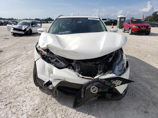 Photo 5 from auction – 2017 NISSAN ROGUE with VIN JN1BJ1CP4HW009154
