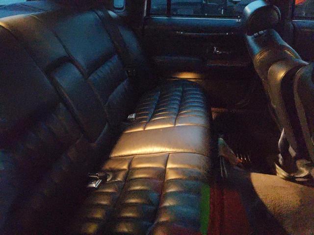 Photo 10 from auction – 1994 LINCOLN TOWN CAR E with VIN 1LNLM81W3RY625831