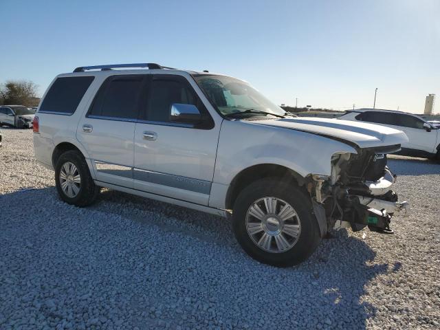 Photo 4 from auction – 2014 LINCOLN NAVIGATOR with VIN 5LMJJ2H56EEL06152