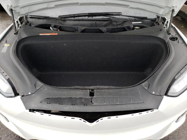 Photo 11 from auction – 2018 TESLA MODEL X with VIN 5YJXCDE28JF093747