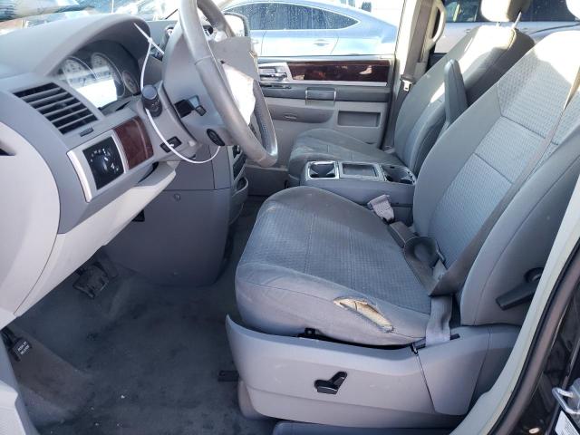 Photo 7 from auction – 2010 CHRYSLER TOWN & COU with VIN 2A4RR5DX8AR405915