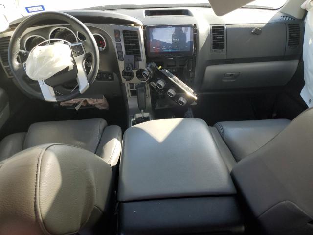 Photo 8 from auction – 2016 TOYOTA SEQUOIA SR with VIN 5TDZY5G1XGS062878