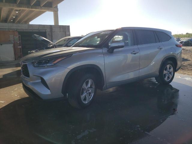 TOYOTA HIGHLANDER 2021 with VIN 5TDCZRAH8MS089153 - Photo from auction