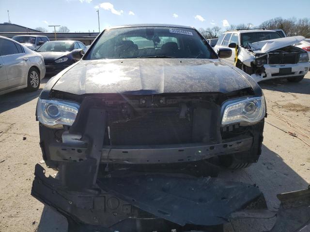 Photo 5 from auction – 2019 CHRYSLER 300 TOURIN with VIN 2C3CCAAG2KH728847