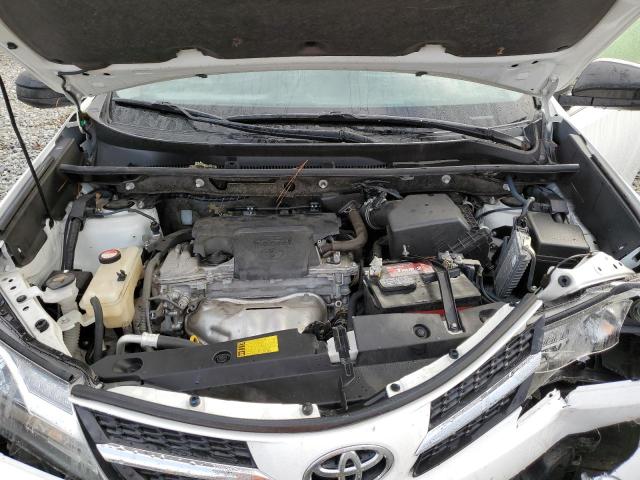 Photo 12 from auction – 2015 TOYOTA RAV4 LE with VIN JTMZFREV6FJ030380