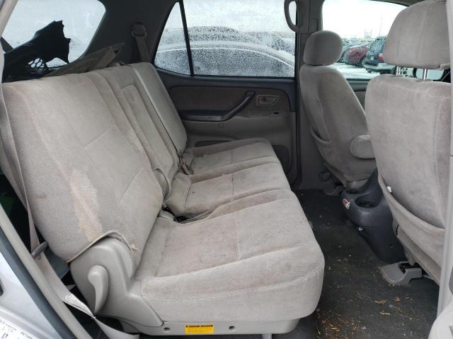 Photo 11 from auction – 2001 TOYOTA SEQUOIA SR with VIN 5TDBT44A21S047765