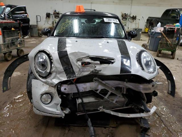 Photo 5 from auction – 2015 MINI COOPER S with VIN WMWXP7C54F2A38080