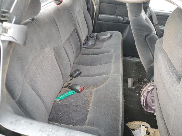 Photo 10 from auction – 2000 CHEVROLET SILVERADO with VIN 1GCEK19T7YE428830