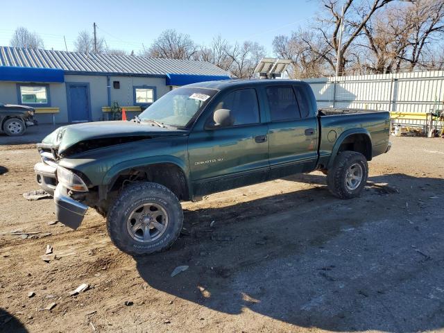 DODGE DAKOTA QUA 2000 with VIN 1B7GG2AN8YS641588 - Photo from auction