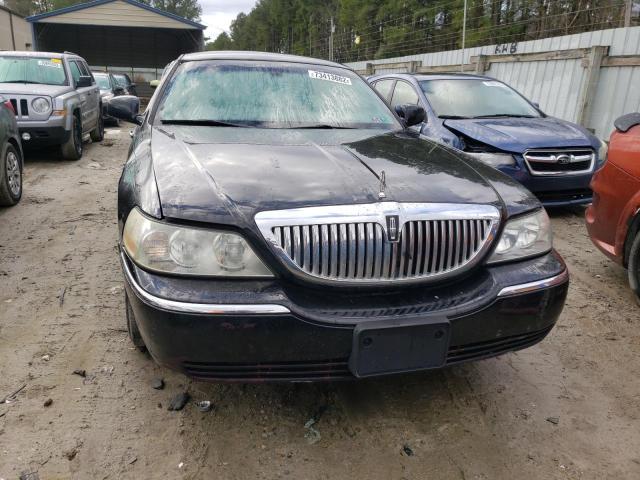 Photo 5 from auction – 2009 LINCOLN TOWN CAR S with VIN 2LNHM82VX9X622646