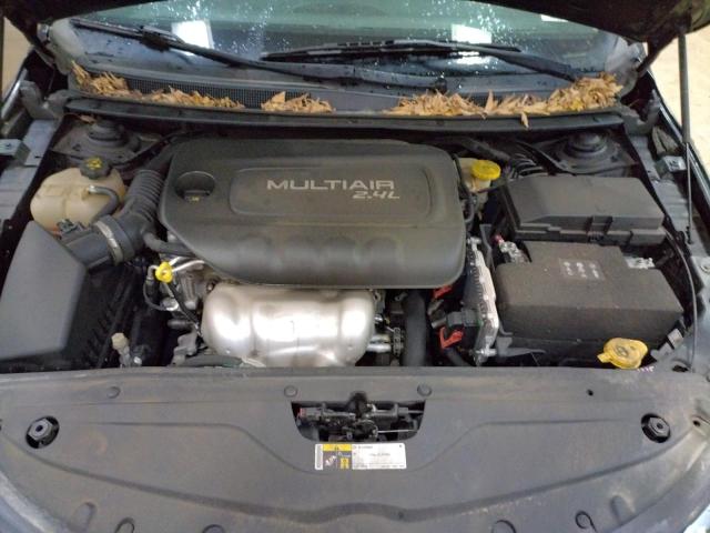 Photo 11 from auction – 2015 CHRYSLER 200 C with VIN 1C3CCCCB4FN559411