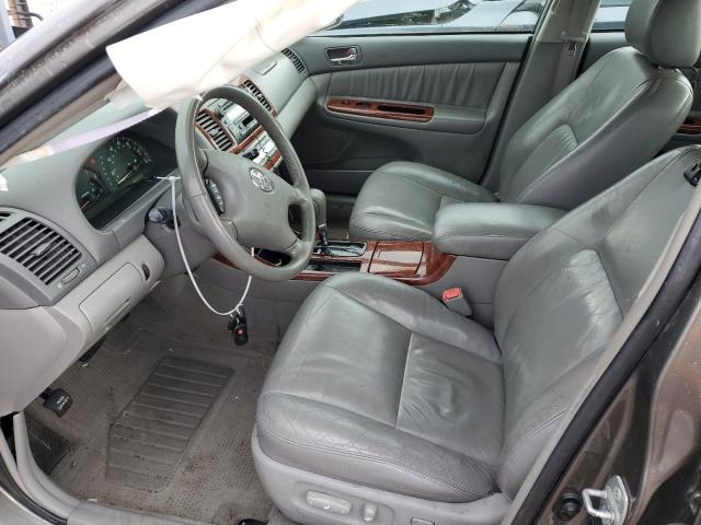 Photo 7 from auction – 2004 TOYOTA CAMRY LE with VIN 4T1BF30K64U581900