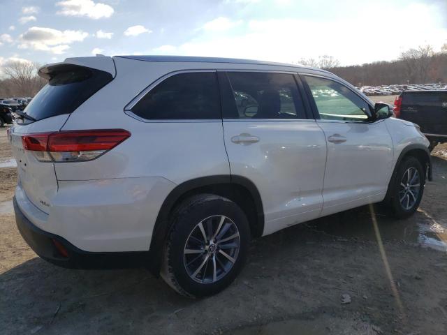 Photo 3 from auction – 2017 TOYOTA HIGHLANDER with VIN 5TDJZRFH3HS463464