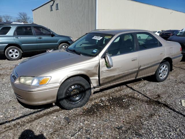 TOYOTA CAMRY CE 2000 with VIN JT2BG22K7Y0498300 - Photo from auction