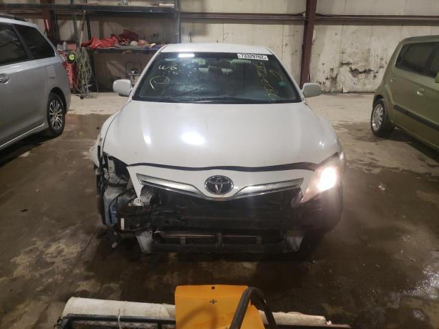 Photo 5 from auction – 2011 TOYOTA CAMRY HYBR with VIN 4T1BB3EK0BU140748