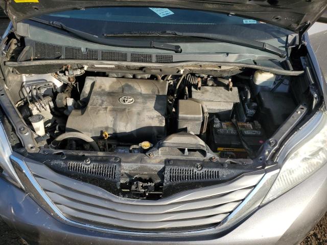 Photo 12 from auction – 2011 TOYOTA SIENNA XLE with VIN 5TDYK3DC9BS158971