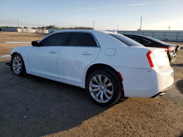 Photo 2 from auction – 2019 CHRYSLER 300 TOURIN with VIN 2C3CCAAG7KH612270