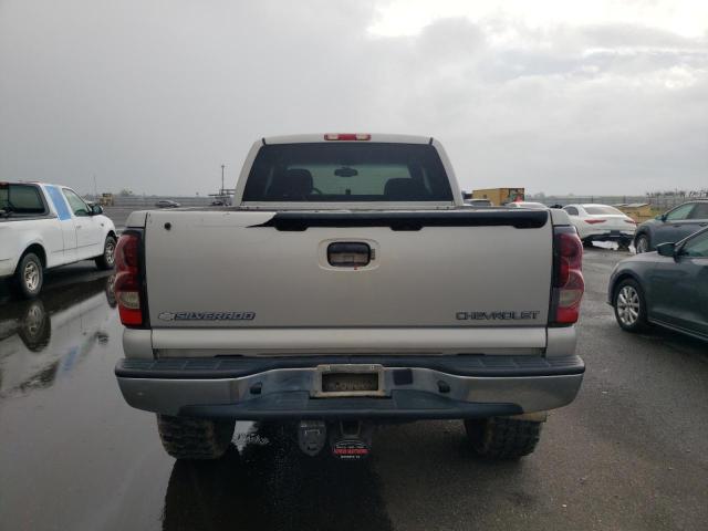 Photo 6 from auction – 2004 CHEVROLET SILVERADO with VIN 2GCEK19T741215887