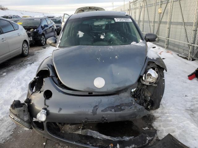 Photo 5 from auction – 2004 VOLKSWAGEN NEW BEETLE with VIN 3VWFE31C64M417435