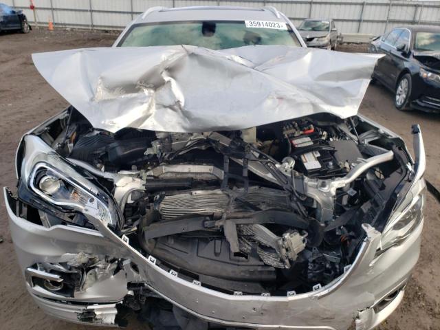 Photo 12 from auction – 2017 BUICK ENVISION E with VIN LRBFXDSA2HD004752