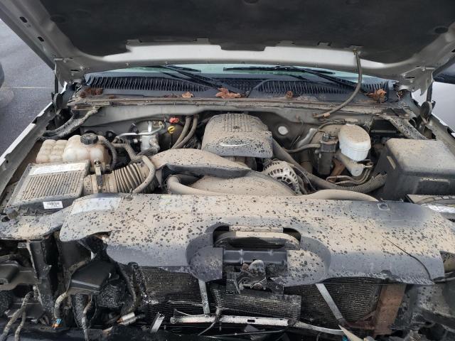 Photo 11 from auction – 2004 CHEVROLET SILVERADO with VIN 2GCEK19T741215887