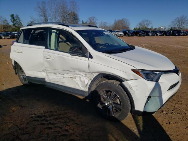 Photo 4 from auction – 2017 TOYOTA RAV4 XLE with VIN JTMWFREV4HJ700417