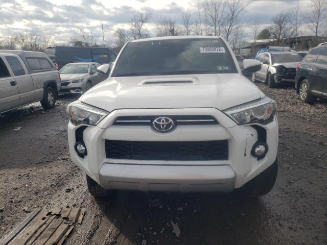 Photo 5 from auction – 2020 TOYOTA 4RUNNER SR with VIN JTEBU5JR6L5782167
